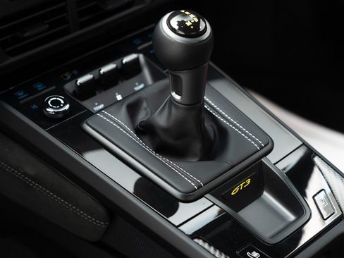 Certified 2026 Porsche 911 GT3 RWD image 27