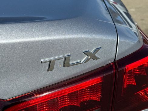 Used 2015 Acura TLX V6 w/ Technology Package FWD image 24