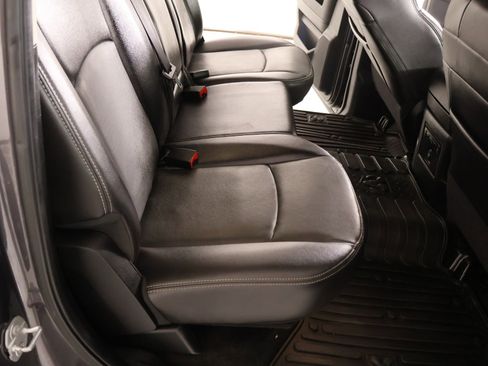 Used 2017 RAM 1500 Laramie w/ Convenience Group AWD/4WD image 15