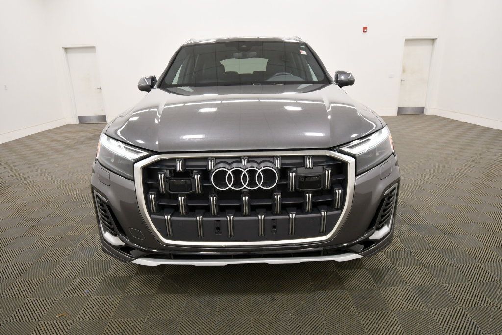 Used 2025 Audi Q7 3.0T Premium Plus AWD/4WD image 11
