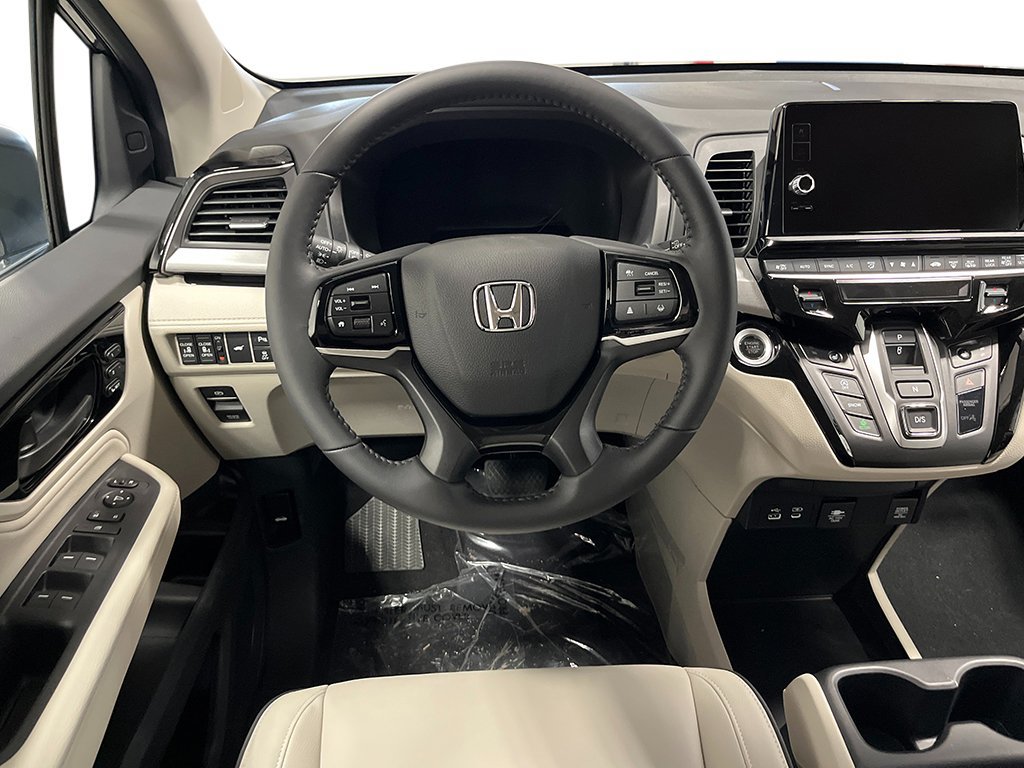 New 2027 Honda Odyssey Touring image 15