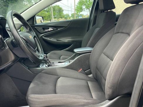Used 2023 Chevrolet Malibu RS FWD image 10