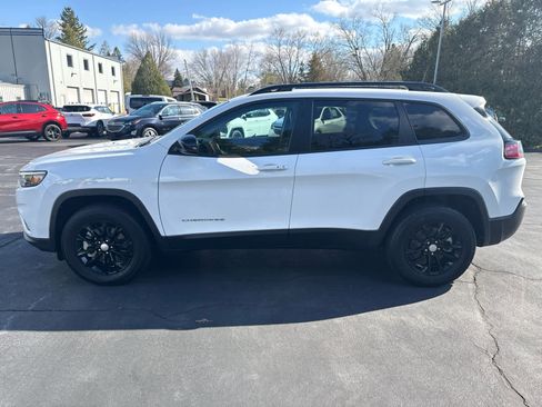 Used 2022 Jeep Cherokee Latitude Lux image 6