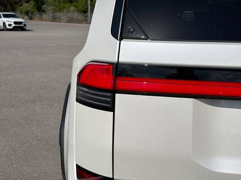 New 2026 Lexus GX 550 image 10