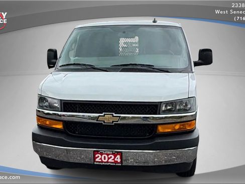 Used 2024 Chevrolet Express 2500 w/ Driver Convenience Package image 2
