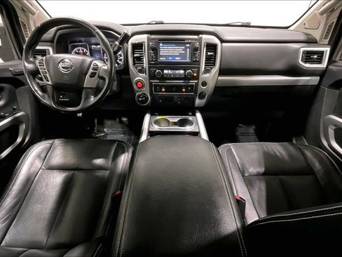 Used 2018 Nissan Titan PRO-4X w/ Pro-4x Convenience Package image 15