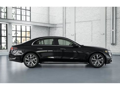 New 2026 Mercedes-Benz E 350 4MATIC Sedan image 16