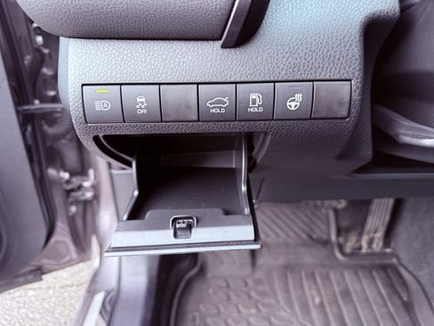 Certified 2023 Toyota Camry SE image 23