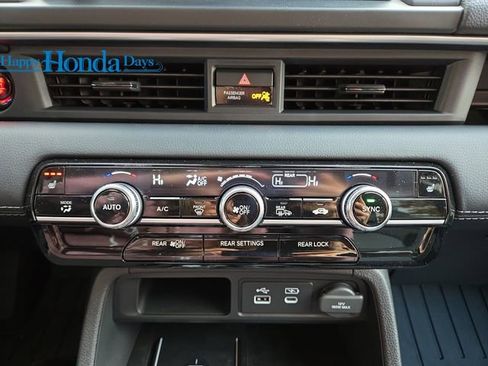 New 2025 Honda Pilot EX-L image 30