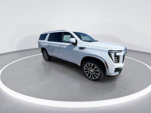 New 2026 GMC Yukon XL Denali w/ Denali Reserve Package image 2