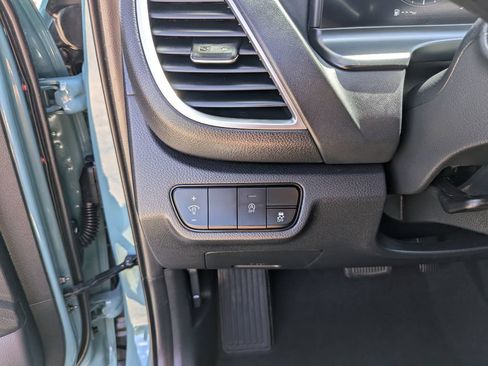 Certified 2026 Kia Seltos EX FWD image 28