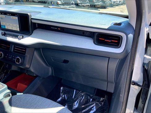 Used 2022 Ford Maverick XLT w/ Equipment Group 300A Standard AWD/4WD image 18