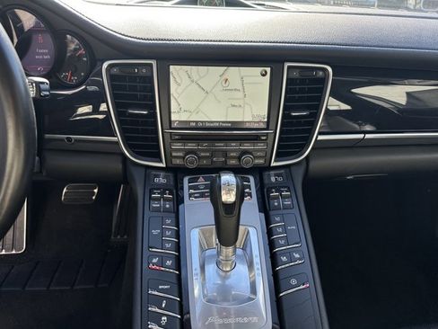 Used 2016 Porsche Panamera Edition image 30
