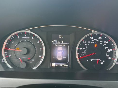 Used 2017 Toyota Camry image 22