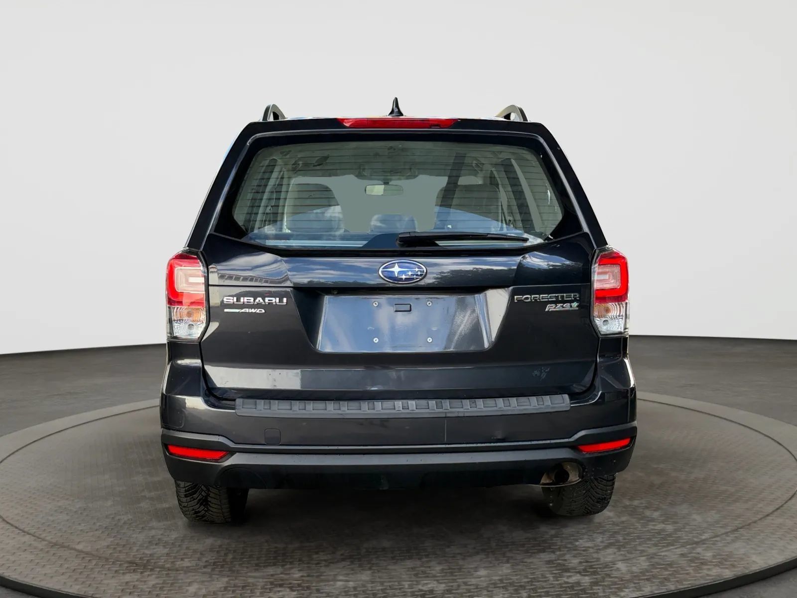 Used 2017 Subaru Forester 2.5i w/ Alloy Wheel Package AWD/4WD image 9