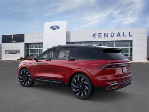 New 2026 Lincoln Nautilus Reserve w/ Jet Appearance Package image 4