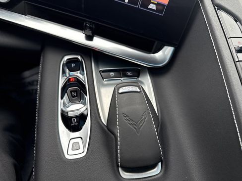 Used 2023 Chevrolet Corvette Stingray Preferred Cpe w/ Z51 Performance Package image 22