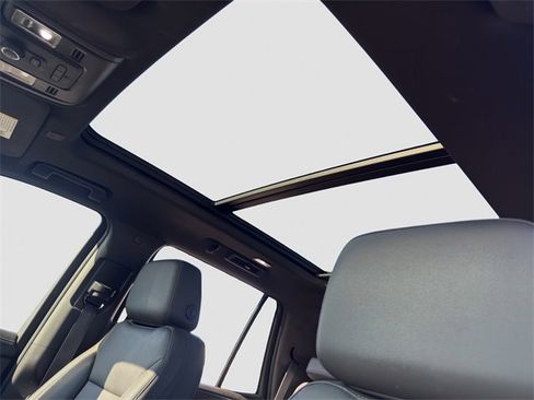 Used 2021 Chevrolet Tahoe LT image 24