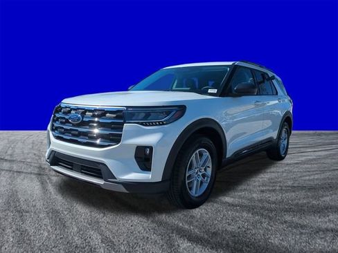 New 2026 Ford Explorer Active w/ Active Comfort Package image 8