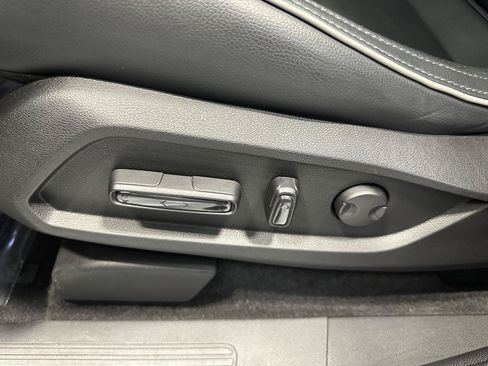 Certified 2024 Honda Pilot Elite image 17