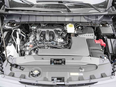 New 2026 Nissan Pathfinder SL w/ Cargo Package FWD image 13