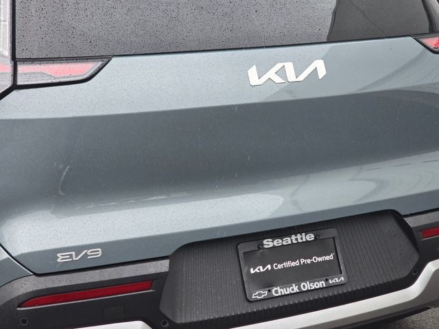Certified 2024 Kia EV9 Wind AWD/4WD image 15