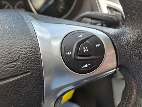 Used 2012 Ford Focus SE FWD image 25