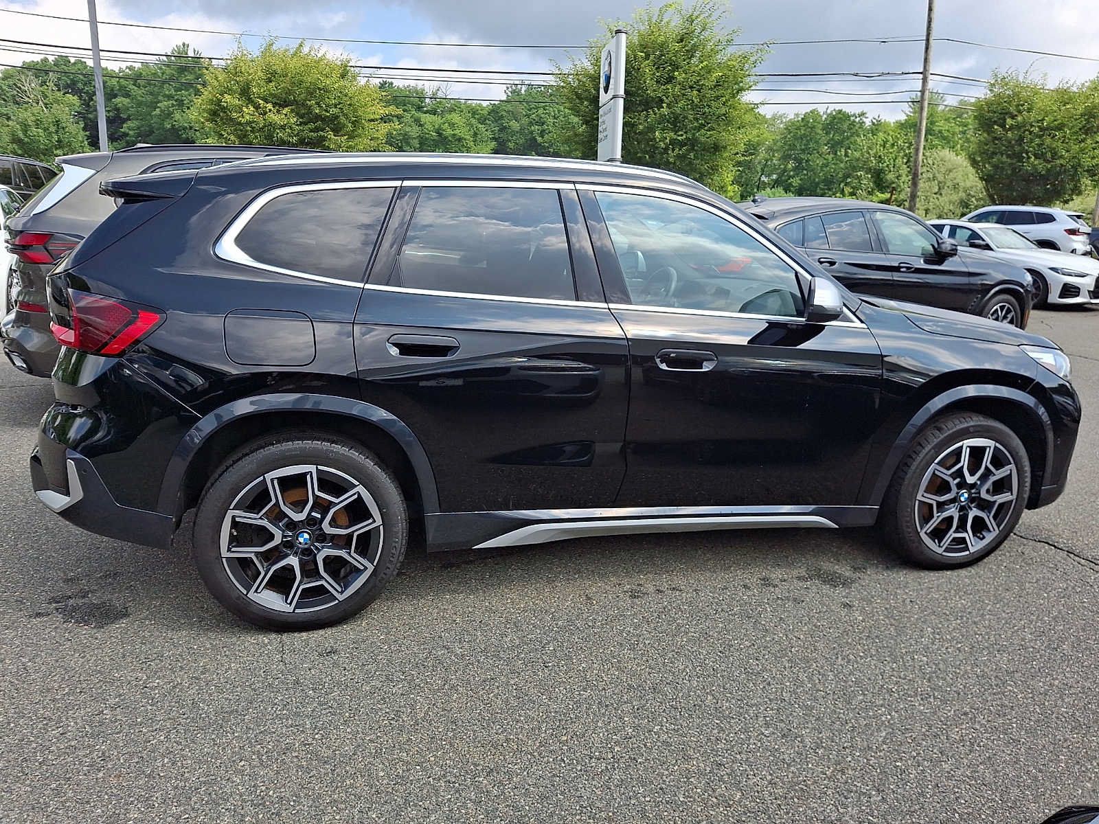Used 2023 BMW X1 xDrive28i w/ Convenience Package AWD/4WD image 8