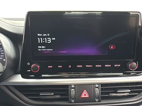 Used 2024 Kia Forte GT-Line image 23