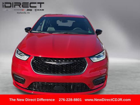 New 2026 Chrysler Pacifica Select image 7