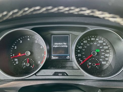 Used 2021 Volkswagen Tiguan SE FWD image 12