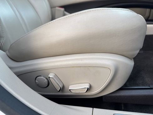 Used 2017 Lincoln MKZ Premiere image 17