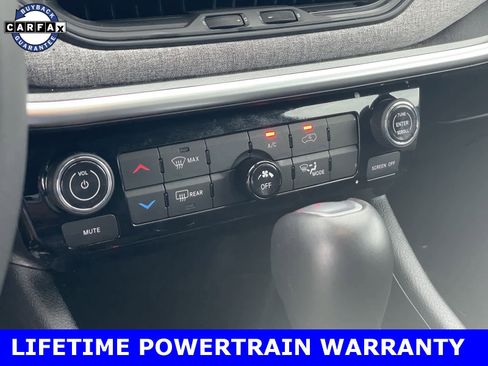 Used 2022 Jeep Compass Latitude image 19