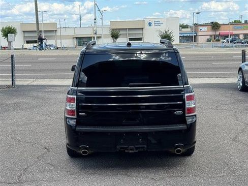 Used 2018 Ford Flex SEL w/ Class III Trailer Tow Package FWD image 3