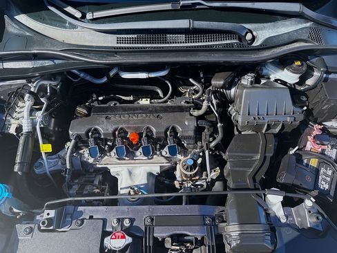 Certified 2021 Honda HR-V Sport image 34