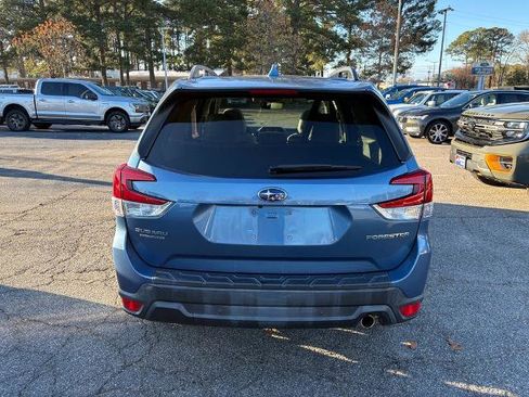 Used 2020 Subaru Forester Limited image 6