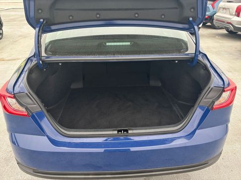 Used 2025 Toyota Camry LE image 29