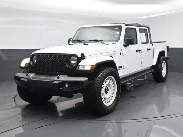 Used 2021 Jeep Gladiator Sport AWD/4WD image 4