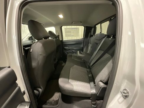 New 2026 Ford Ranger XLT w/ Black Appearance Package AWD/4WD image 11