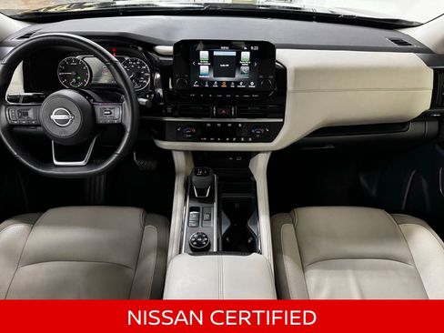 Certified 2025 Nissan Pathfinder SL AWD/4WD image 21