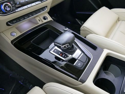 Used 2022 Audi Q5 2.0T Prestige AWD/4WD image 22