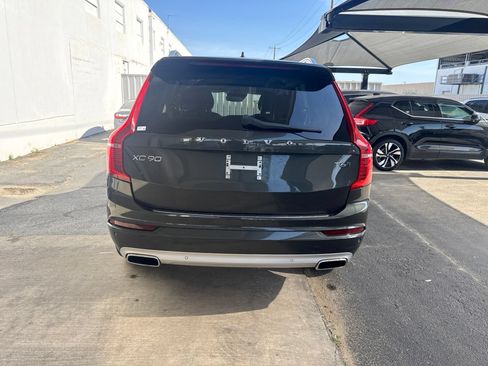 Used 2018 Volvo XC90 T6 Momentum w/ Convenience Package AWD/4WD image 6