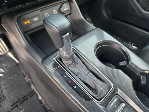 Used 2025 Honda Civic Sport image 13