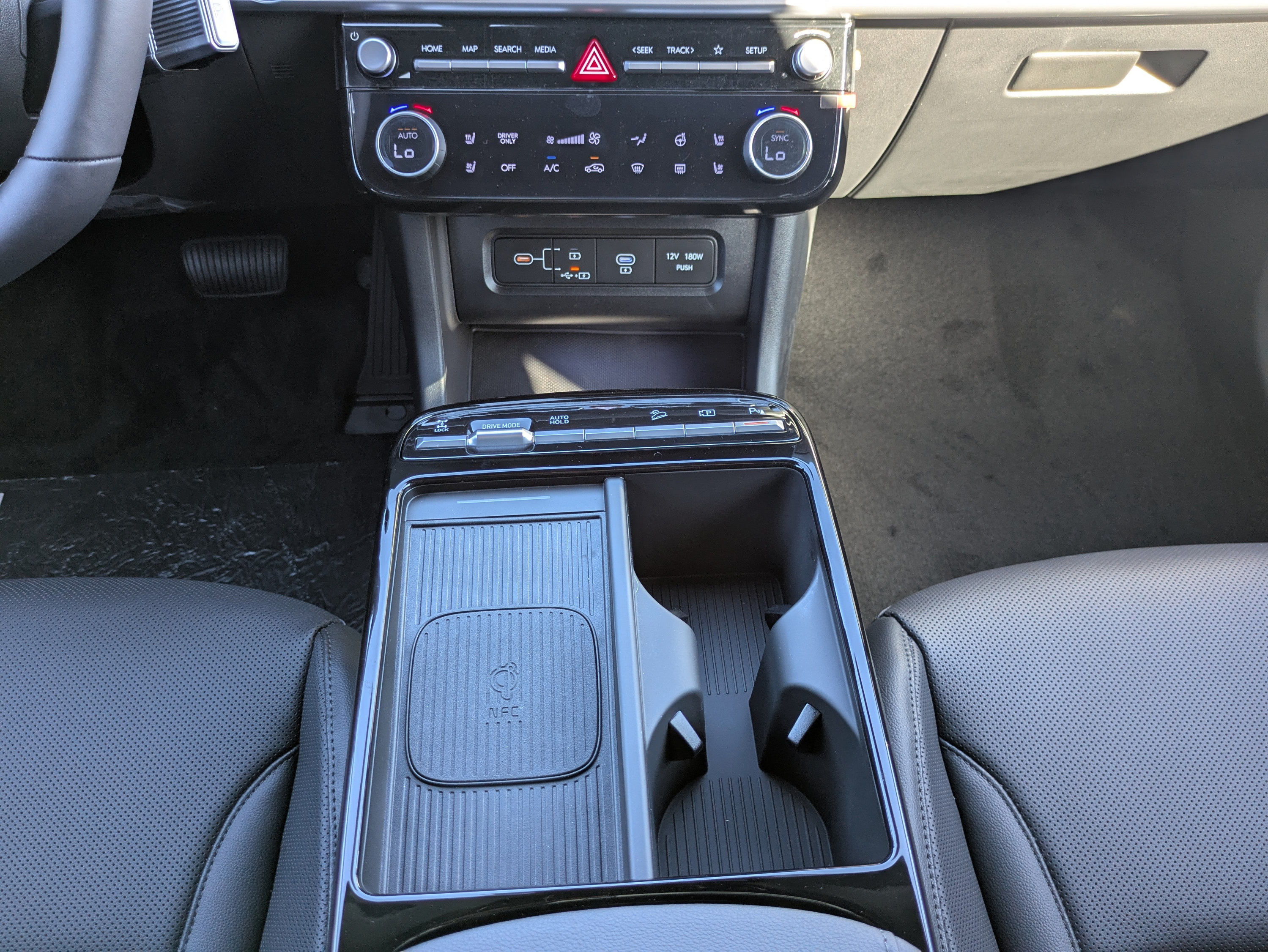 New 2026 Hyundai Tucson Limited AWD/4WD image 18
