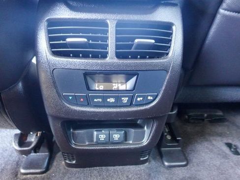 Used 2018 Acura MDX FWD image 27