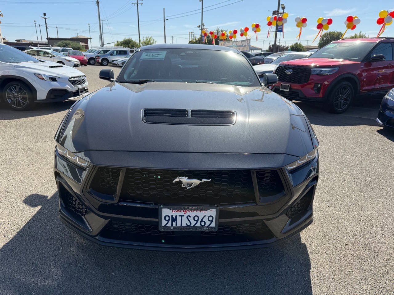 Used 2024 Ford Mustang GT RWD image 3