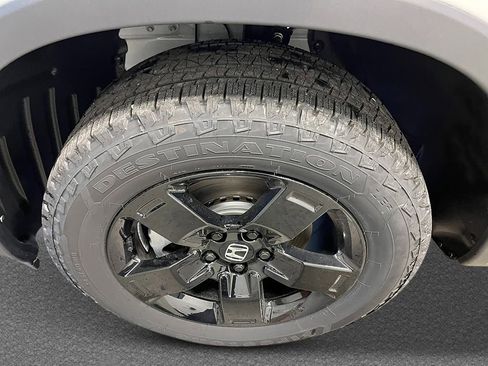 New 2025 Honda Ridgeline Black Edition image 10