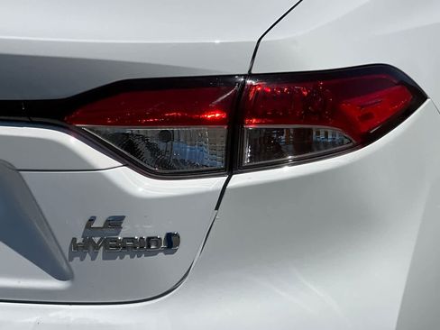 Certified 2023 Toyota Corolla LE FWD image 29