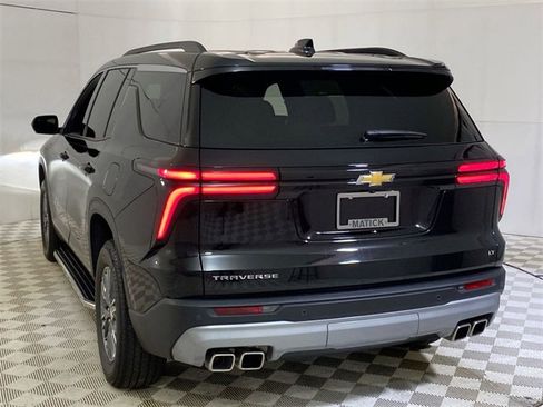 Certified 2024 Chevrolet Traverse LT w/ LPO, Floor Liner Package image 19