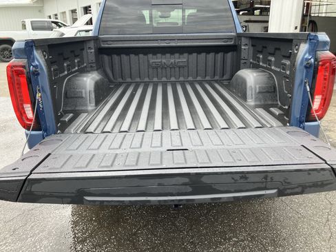 New 2026 GMC Sierra 1500 Denali w/ Denali Reserve Package image 8